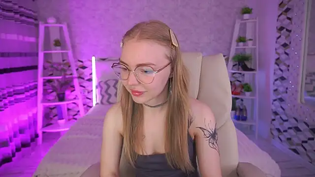 EmilySunshineS online show from 06.05.26