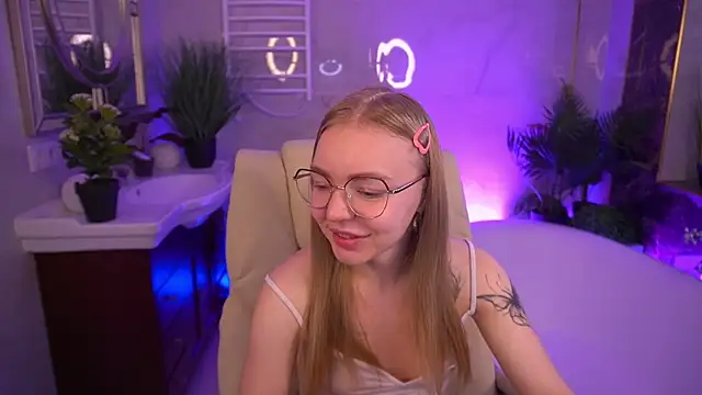 EmilySunshineS online show from 06.15.26