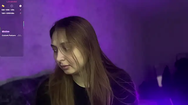 Snapshot of UdeleBarns chatting on 09.20.25 UdeleBarns online show from 09.20.25