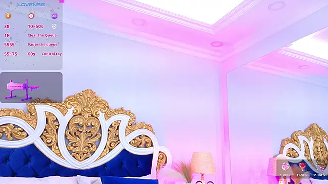 Snapshot of AshleyFerri chatting on 11.08.25 AshleyFerri online show from 11.08.25