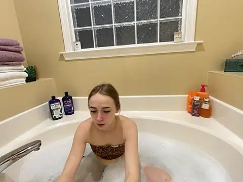 Maxinebabyyy online show from 02.18.25