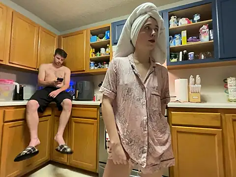 Maxinebabyyy online show from 03.18.25