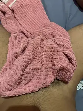 Snapshot of E_Himeros chatting on 12.17.24 E Himeros online show from 12.17.24