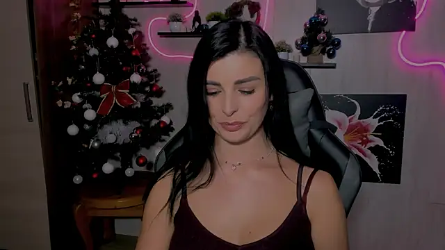 KayWuds online show from 12.28.24