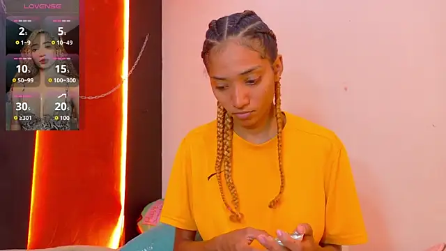 Snapshot of Charlotte_Love10 chatting on 02.24.26 Charlotte Love10 online show from 02.24.26