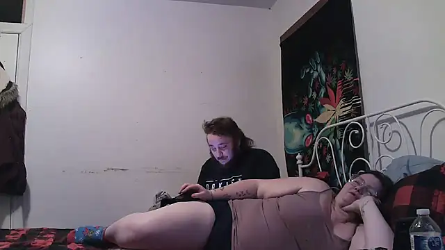 Snapshot of wild_hot_mess chatting on 01.19.25 wild hot mess online show from 01.19.25