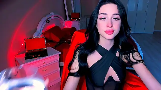 Snapshot of lovely_desire chatting on 12.07.24 lovely desire online show from 12.07.24