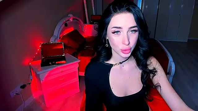 Snapshot of lovely_desire chatting on 12.08.24 lovely desire online show from 12.08.24