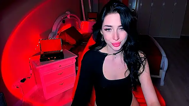 Snapshot of lovely_desire chatting on 12.08.24 lovely desire online show from 12.08.24