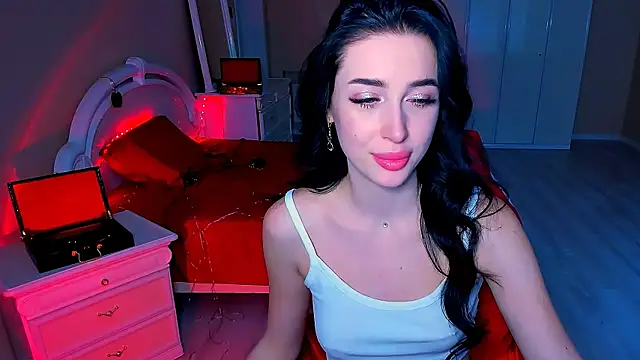 Snapshot of lovely_desire chatting on 12.16.24 lovely desire online show from 12.16.24