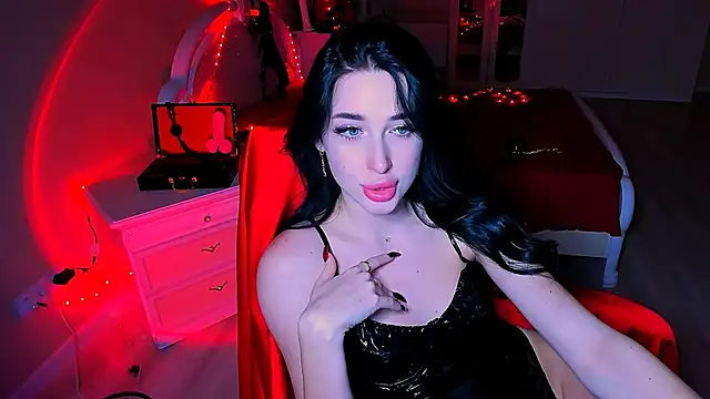 Snapshot of lovely_desire chatting on 01.04.25 lovely desire online show from 01.04.25