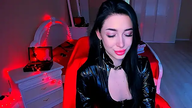 Snapshot of lovely_desire chatting on 01.15.25 lovely desire online show from 01.15.25