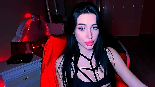 Snapshot of lovely_desire chatting on 01.18.25 lovely desire online show from 01.18.25