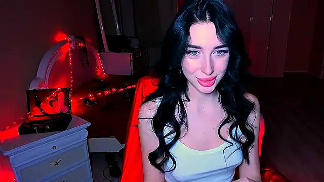 Snapshot of lovely_desire chatting on 01.19.25 lovely desire online show from 01.19.25