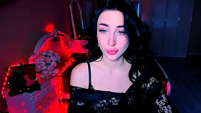 Snapshot of lovely_desire chatting on 02.26.25 lovely desire online show from 02.26.25