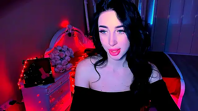 Snapshot of lovely_desire chatting on 02.28.25 lovely desire online show from 02.28.25