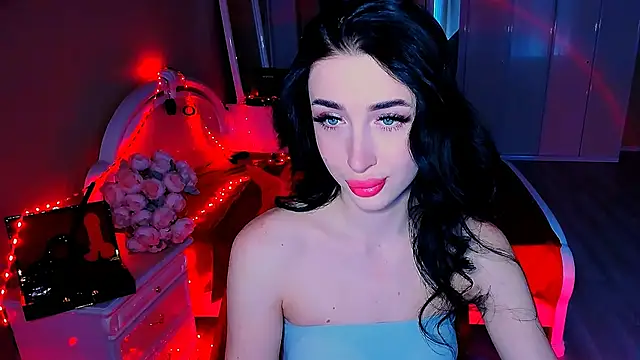 Snapshot of lovely_desire chatting on 03.10.25 lovely desire online show from 03.10.25