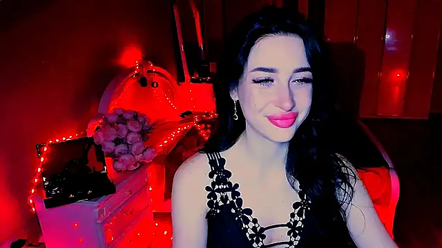 Snapshot of lovely_desire chatting on 03.22.25 lovely desire online show from 03.22.25