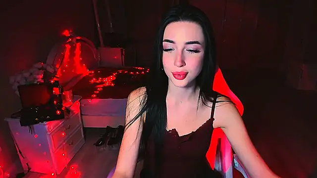 Snapshot of lovely_desire chatting on 10.04.25 lovely desire online show from 10.04.25