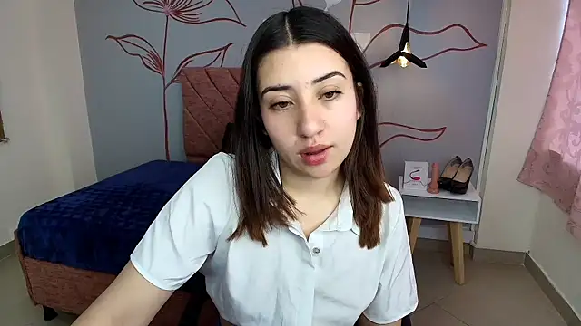 Snapshot of Aly_Cute_ chatting on 01.10.25 Aly Cute online show from 01.10.25