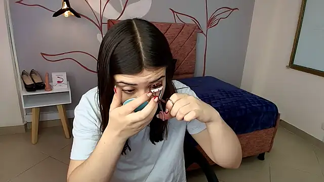 Snapshot of Aly_Cute_ chatting on 01.14.25 Aly Cute online show from 01.14.25