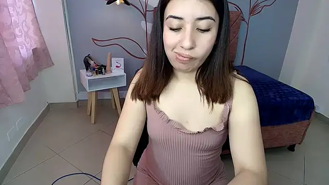 Snapshot of Aly_Cute_ chatting on 01.20.25 Aly Cute online show from 01.20.25