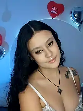 Snapshot of angel_witch chatting on 02.17.25 angel witch online show from 02.17.25