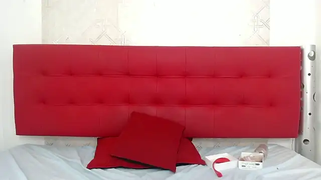 Celestial Queen  online show from 02.24.25