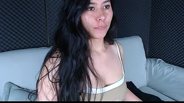 Snapshot of _joy_yva chatting on 02.07.26 joy yva online show from 02.07.26