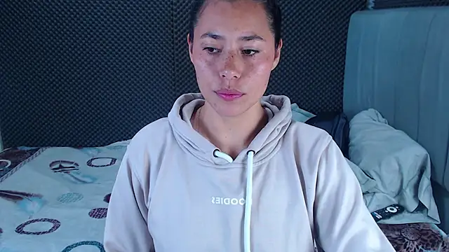  joy yva online show from 07.19.26