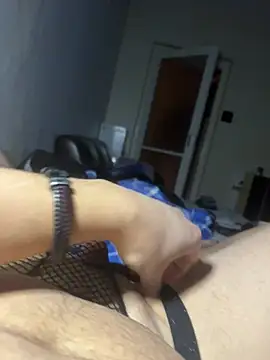 Snapshot of hungarianbi90 chatting on 03.02.25 hungarianbi90 online show from 03.02.25