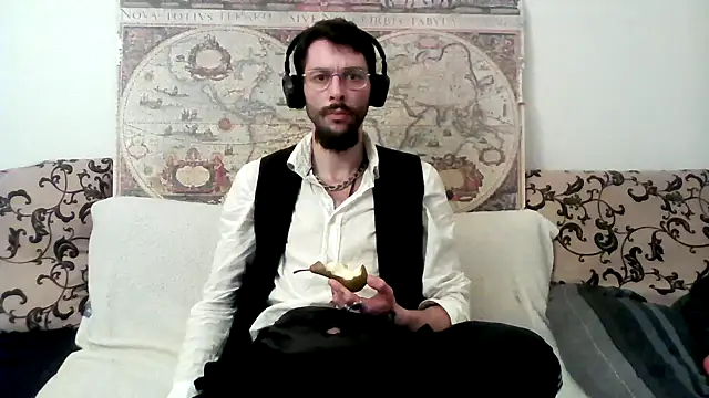 Snapshot of casualtimepassenger chatting on 03.04.25 casualtimepassenger online show from 03.04.25