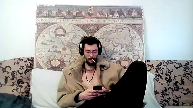 Snapshot of casualtimepassenger chatting on 03.06.25 casualtimepassenger online show from 03.06.25