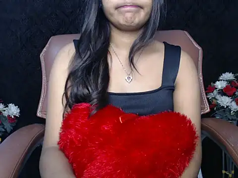 Snapshot of Wish_Queen chatting on 10.28.25 Wish Queen online show from 10.28.25