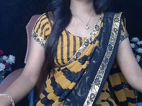 Snapshot of Wish_Queen chatting on 11.01.25 Wish Queen online show from 11.01.25