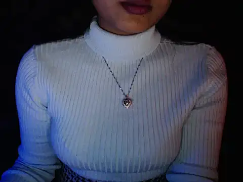 Snapshot of Wish_Queen chatting on 12.14.25 Wish Queen online show from 12.14.25