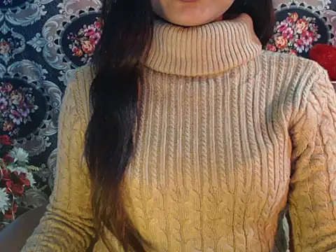 Snapshot of Wish_Queen chatting on 12.19.25 Wish Queen online show from 12.19.25