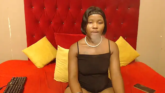 sexyboitypetite23 online show from 01.20.25