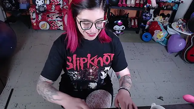 MissMiia2 online show from 09.14.25