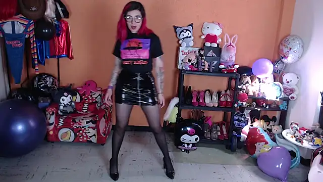 MissMiia2 online show from 10.01.25