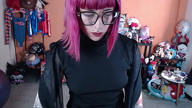 Snapshot of MissMiia2 chatting on 02.07.26 MissMiia2 online show from 02.07.26