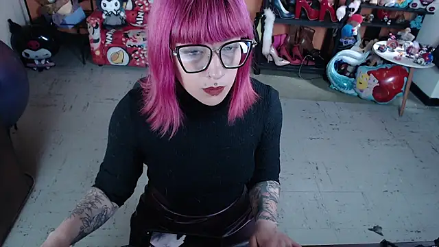 Snapshot of MissMiia2 chatting on 02.09.26 MissMiia2 online show from 02.09.26