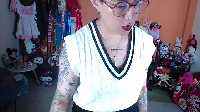 MissMiia2 online show from 06.02.26