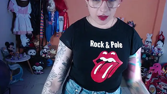 MissMiia2 online show from 06.09.26