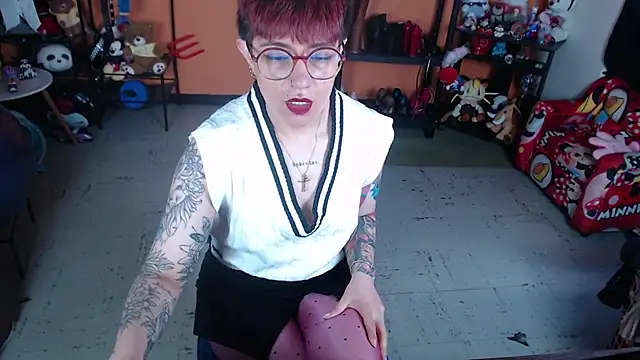 MissMiia2 online show from 07.24.26