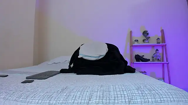 skinny and boyfriend online show from 02.25.25