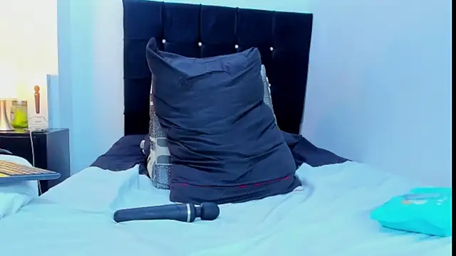 kathyajhonss online show from 03.01.25