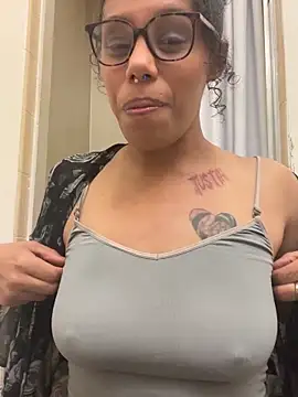 Princess Desirae online show from 05.10.26