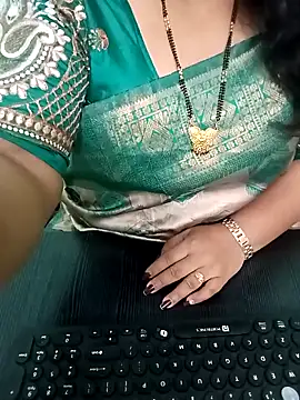 Snapshot of your-sameera chatting on 01.06.26 your-sameera online show from 01.06.26