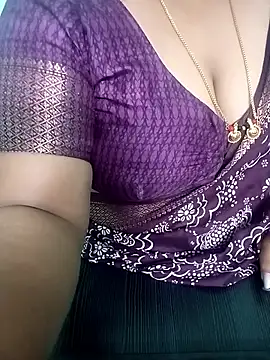 Snapshot of your-sameera chatting on 01.12.26 your-sameera online show from 01.12.26